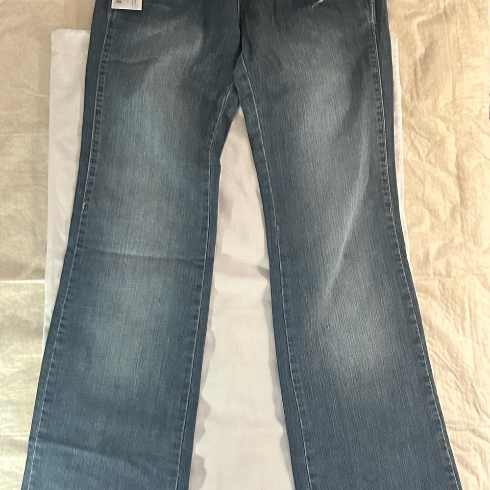 Stylish Blue Flare Women's Jeans